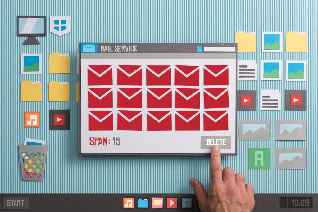 10 Cold Email Subject Line Formulas to Get You Out of the “Junk” Folder
